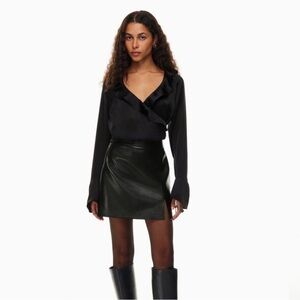 Aritzia Wilfred Vegan Leather Patio Mini Skirt